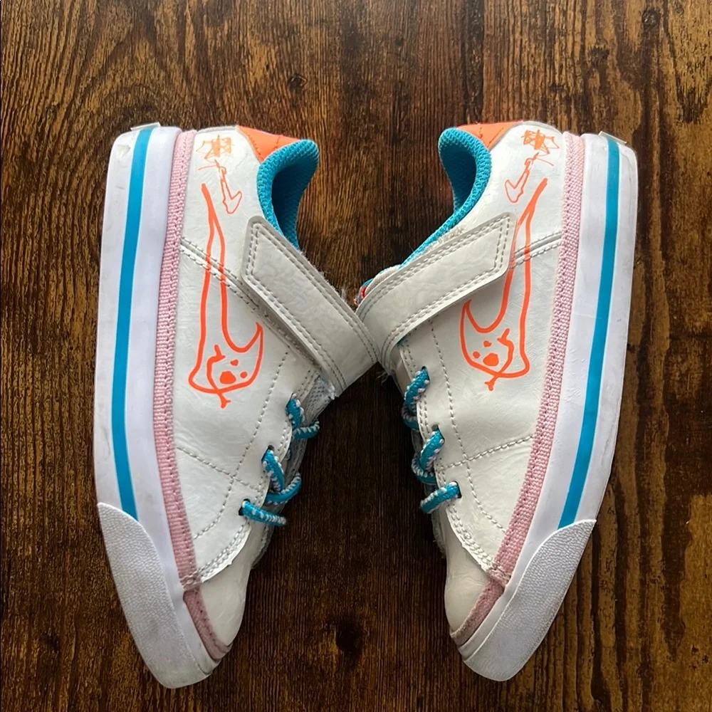 Nike Kids White and Blue Sneakers